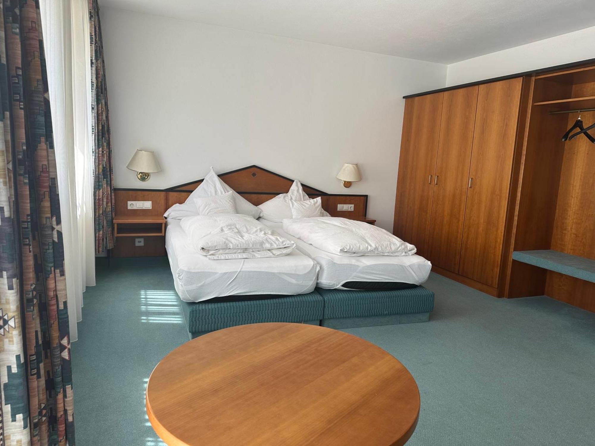 St Hotel Reichertshofen Εξωτερικό φωτογραφία